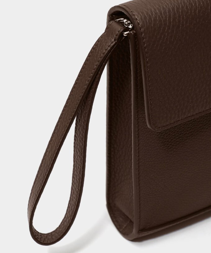 Breva Dark Brown
