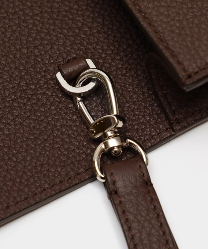 Breva Dark Brown