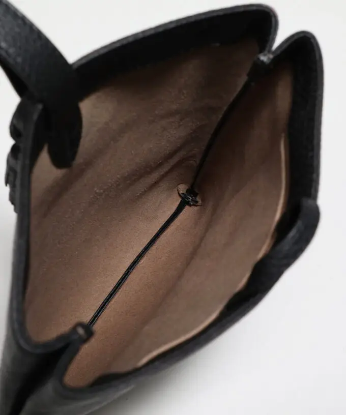 Luganot Black