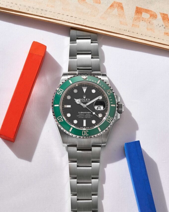 Submariner Starbucks