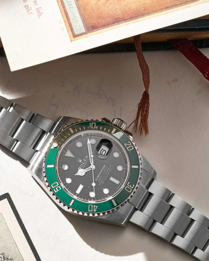 Submariner Starbucks